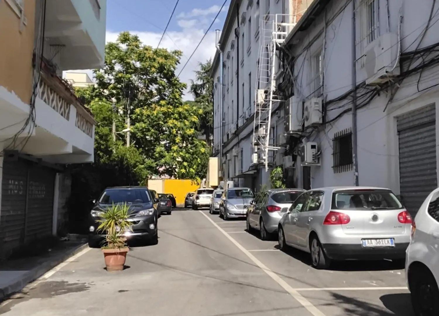 Cozy Centrally Located Room For Two 1, 10 Min Walk From City Center Tirana