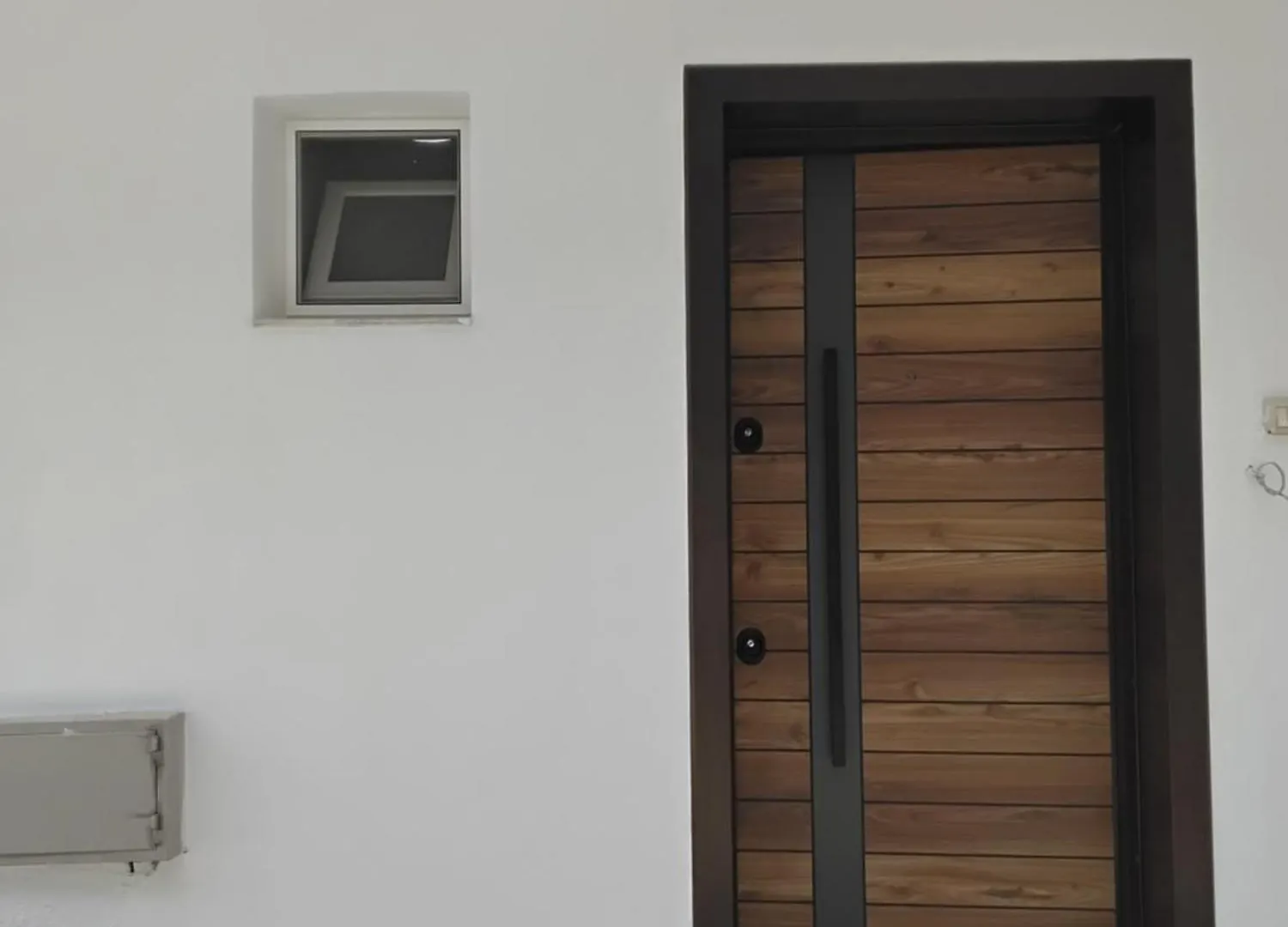Apartamento Cozy Centrally Located Room For Two 1, 10 Min Walk From City Center Tirana